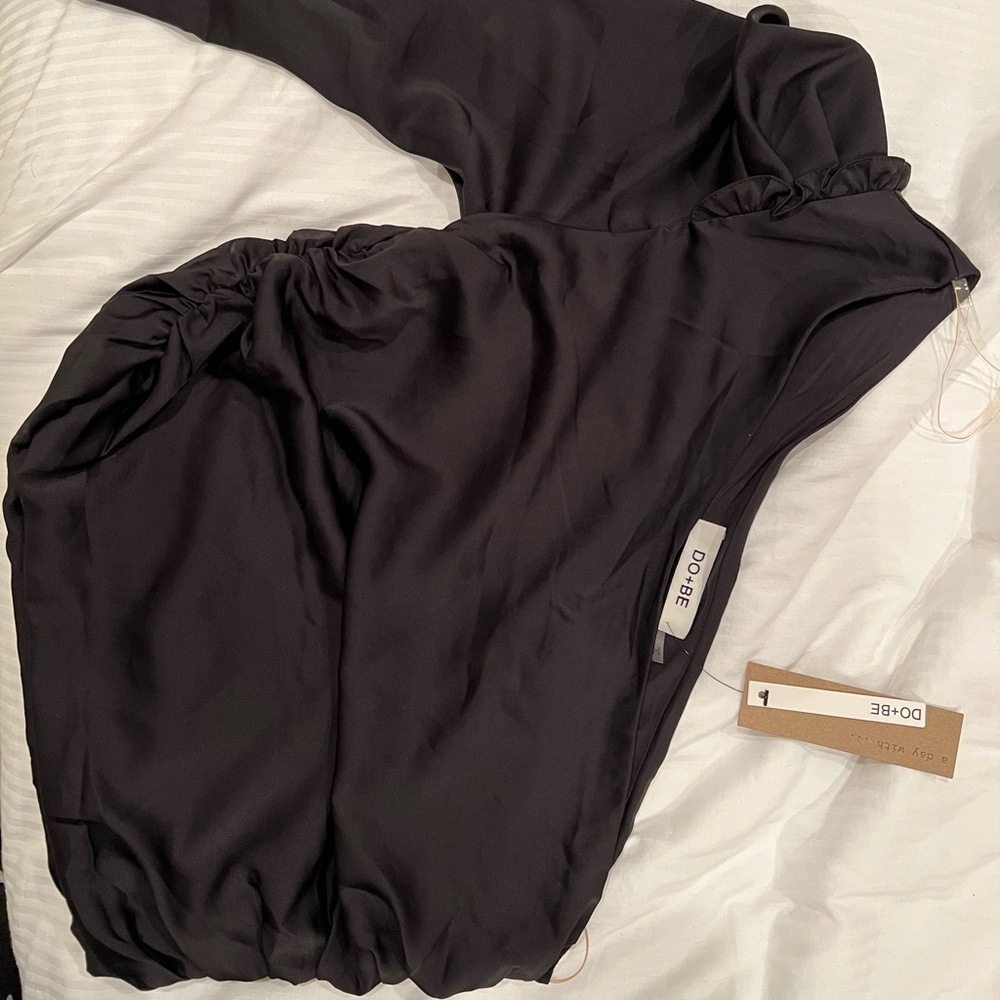 Do+Be one shoulder top- New with tags